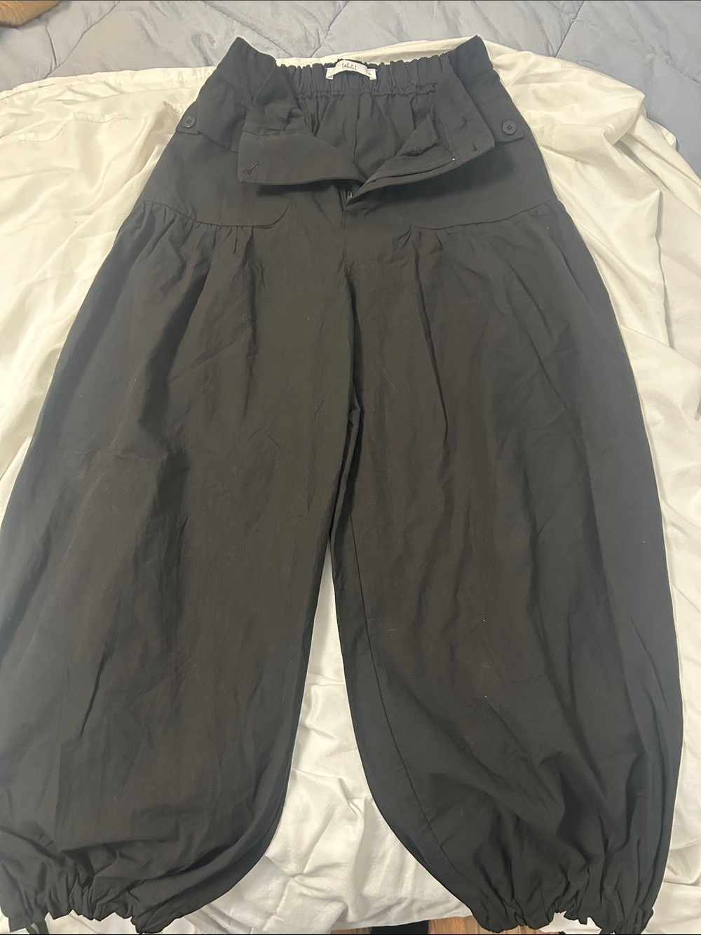 TALULAH Black Wide-Leg Gathered Hem Pants